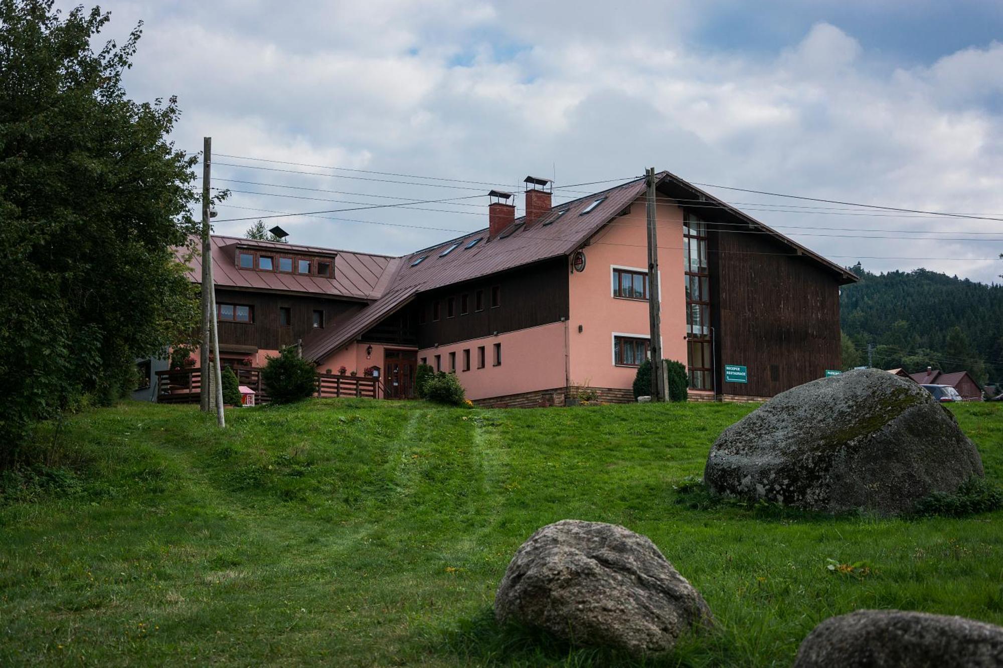 Hacienda ČERT Kořenov Exterior foto